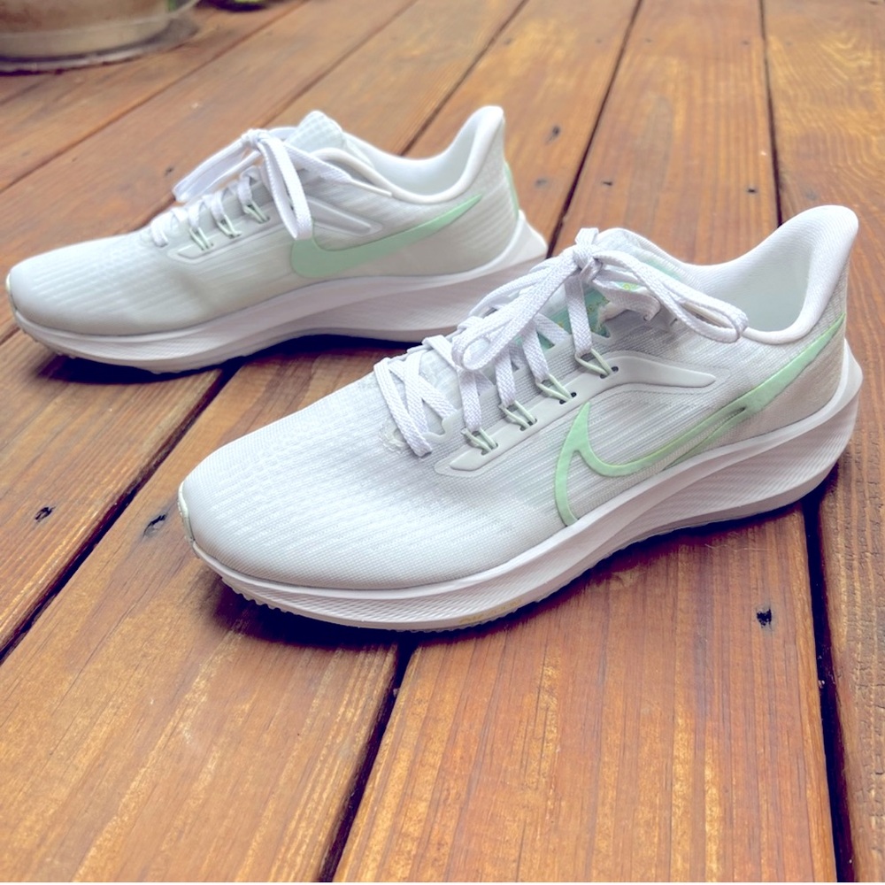 Nike Air Zoom Pegasus 39 tennis shoes Running EXCELLENT CONDITION Women’s 8.5